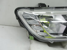 Laden Sie das Bild in den Galerie-Viewer, Frontscheinwerfer Dacia Logan Sandero II 260105925R LED Rechts Headlight