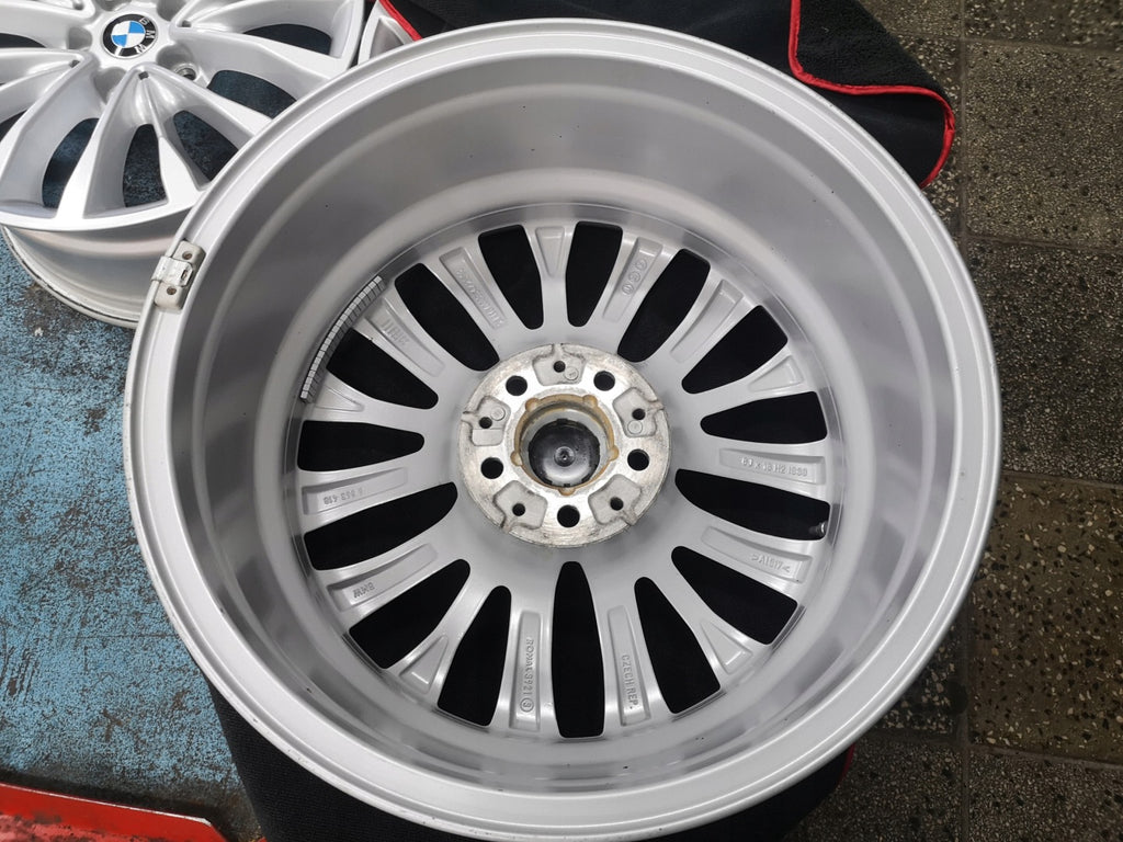 4x Alufelge 18 Zoll 8.0" 5x112 30ET Glanz Silber 6863418 BMW G30 Rim Wheel FEL1831486978wc