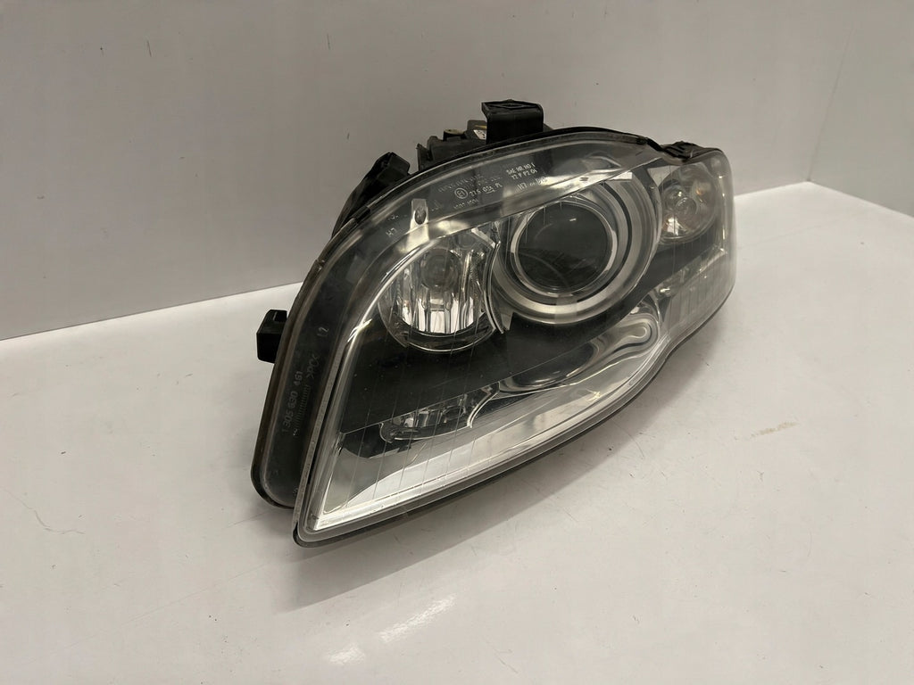 Frontscheinwerfer Audi A4 B7 8E0941003BM Xenon Ein Stück (Rechts oder Links)