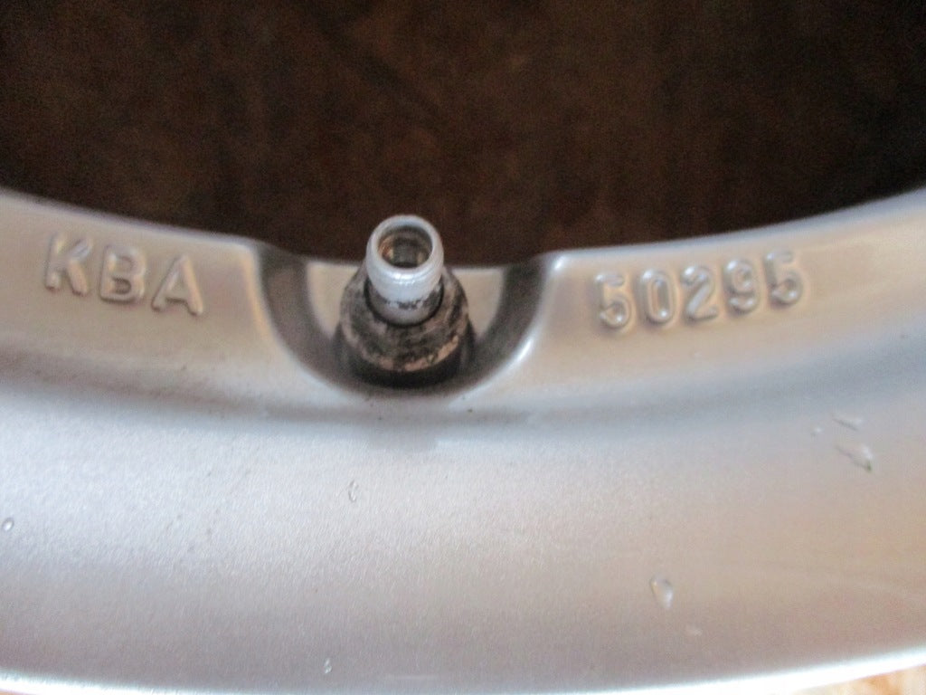 1x Alufelge 17 Zoll 7.5" 5x120 32ET KBA50295 BMW 1 Rim Wheel FEL9276909119vc