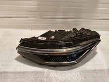 Load image into Gallery viewer, Frontscheinwerfer VW Passat 3J1941035 LED Links Scheinwerfer Headlight SCH1444703259gw