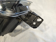 Laden Sie das Bild in den Galerie-Viewer, Frontscheinwerfer Toyota Proace City Verso 9835780680 73278187 Links Headlight SCH3257019554ke