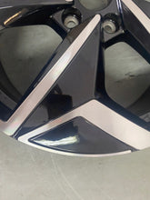 Load image into Gallery viewer, 1x Alufelge 19 Zoll 7.5" 5x112 50ET Glanz Schwarz 10A601025 VW Rim Wheel FEL3928836721ux