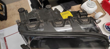 Load image into Gallery viewer, Frontscheinwerfer BMW 3 E46 0301157212 Rechts Scheinwerfer Headlight