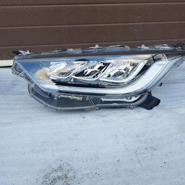 Frontscheinwerfer Toyota Yaris EUK0-8 LED Links Scheinwerfer Headlight SCH9056967785ze
