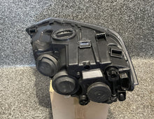 Laden Sie das Bild in den Galerie-Viewer, Frontscheinwerfer VW Polo Links Scheinwerfer Headlight SCH6857562492qy