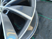 Laden Sie das Bild in den Galerie-Viewer, 1x Alufelge 18 Zoll 7.5&quot; 5x112 51ET 5E0601025 Skoda Octavia Iii Rim Wheel