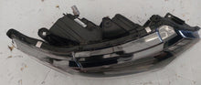 Laden Sie das Bild in den Galerie-Viewer, Frontscheinwerfer Mitsubishi Outlander III 8301D3-32 Rechts Headlight SCH9367271446xf