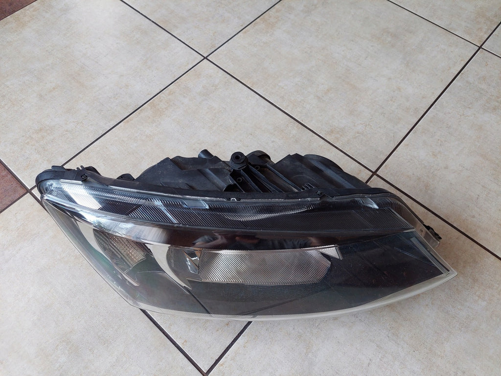Frontscheinwerfer Skoda Fabia III 6V1941016C Rechts Scheinwerfer Headlight SCH2082559817lw