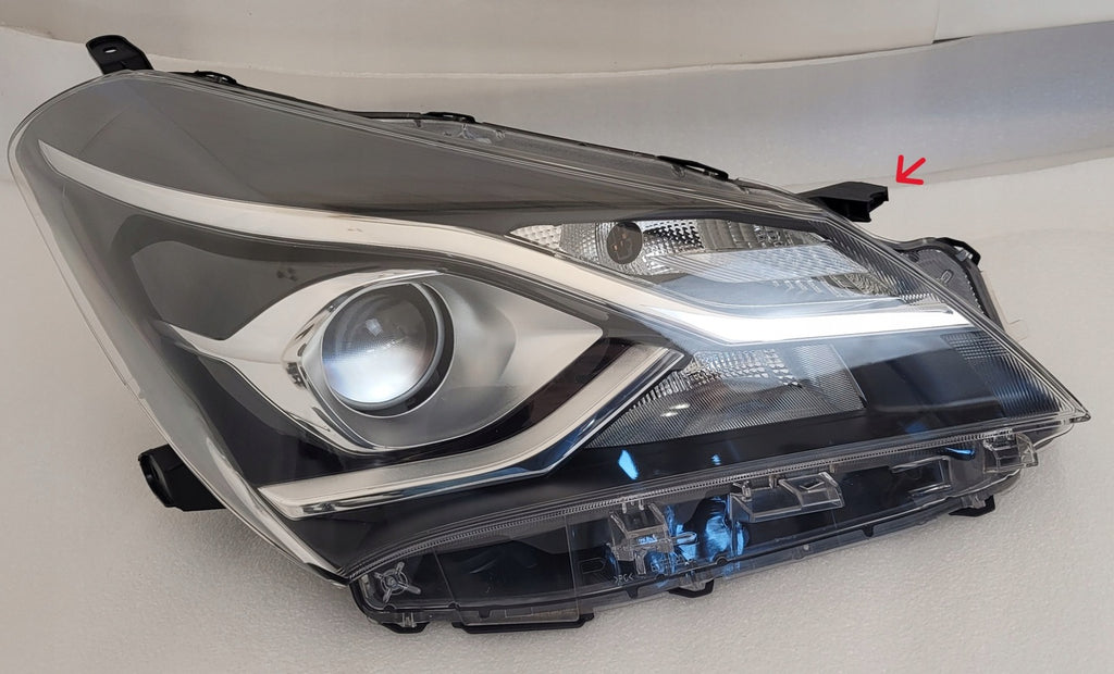 Frontscheinwerfer Toyota Yaris Rechts Scheinwerfer Headlight