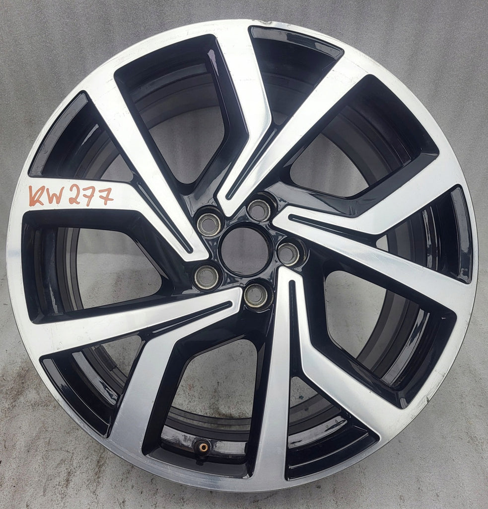 1x Alufelge 18 Zoll 7.5" 5x100 51ET Glanz Silber 2G0601025AC VW Polo Rim Wheel FEL5677350048ir