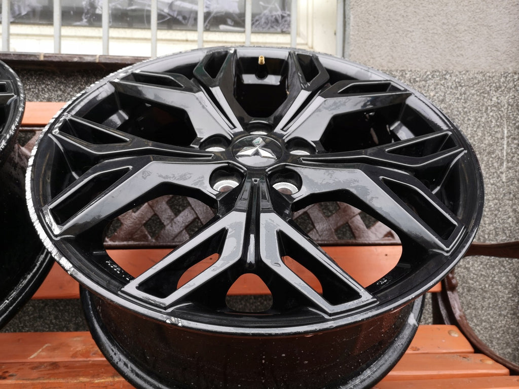 1x Alufelge 18 Zoll 7.0" 5x114.3 38ET Mitsubishi Outlander Eclipse Rim Wheel