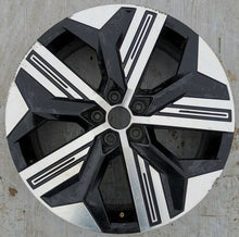 Load image into Gallery viewer, 1x Alufelge 20 Zoll 7.0" 5x114.3 34ET 403008508R Renault Megane E-Tech Rim Wheel FEL7474148476ng