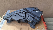 Laden Sie das Bild in den Galerie-Viewer, Frontscheinwerfer Audi A3 8V0941006 LED Rechts Scheinwerfer Headlight SCH3674149821li