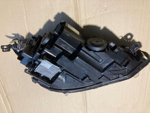 Load image into Gallery viewer, Frontscheinwerfer VW Golf VIII 5H1941005 LED Links Scheinwerfer Headlight SCH1165761139wp