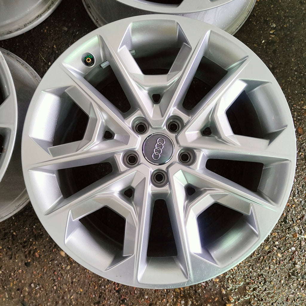 4x Alufelge 18 Zoll 8.0" 5x112 45ET Glanz Silber 81A601025R Audi Rim Wheel FEL7780035002xw