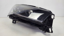 Laden Sie das Bild in den Galerie-Viewer, Frontscheinwerfer Skoda Enyaq 5LB941016B LED Rechts Scheinwerfer Headlight