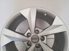 Laden Sie das Bild in den Galerie-Viewer, 1x Alufelge 18 Zoll 8.5" 5x112 46ET Silber 8Y0601025J Audi A3 Rim Wheel FEL1817027273vi