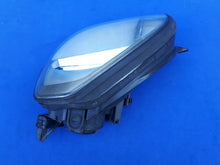 Laden Sie das Bild in den Galerie-Viewer, Frontscheinwerfer Hyundai Tucson 92101-2EXXX Halogen Links Headlight