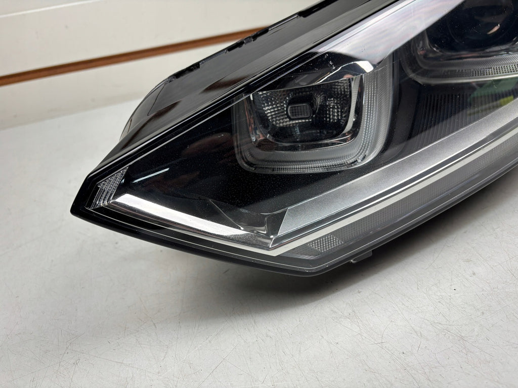 Frontscheinwerfer VW Golf Sportsvan 517941033B Xenon Links Headlight SCH1264833479kj