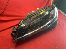 Laden Sie das Bild in den Galerie-Viewer, Frontscheinwerfer Skoda Superb 3V1941015D Links Scheinwerfer Headlight SCH9221489387qe