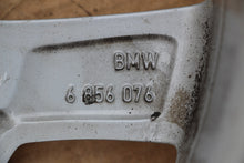 Laden Sie das Bild in den Galerie-Viewer, 1x Alufelge 17 Zoll 6.5&quot; 5x112 39ET 6856076 BMW X2 F39 X1 F48 Rim Wheel