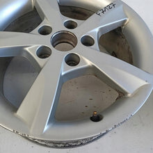 Load image into Gallery viewer, 1x Alufelge 16 Zoll 6.5" 5x112 43ET Glanz Silber 8V5071496 Audi A3 Rim Wheel FEL1906050180aq