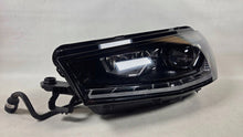 Laden Sie das Bild in den Galerie-Viewer, Frontscheinwerfer Skoda Fabia IV 6VB941015B Links Scheinwerfer Headlight SCH9049561893bx
