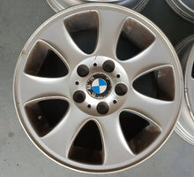 Load image into Gallery viewer, 1x Alufelge 16 Zoll 7.0&quot; Silber 6775920 BMW E91 E90 Rim Wheel