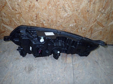 Load image into Gallery viewer, Frontscheinwerfer Renault Megane E Tech 260102443R LED Rechts Headlight SCH4649850593km
