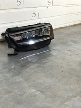 Load image into Gallery viewer, Frontscheinwerfer Skoda Octavia 5E4941015 LED Links Scheinwerfer Headlight SCH1929113680sr