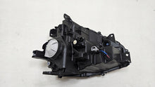 Laden Sie das Bild in den Galerie-Viewer, Frontscheinwerfer Mitsubishi Eclipse Cross 100-67143 Rechts Headlight