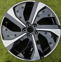 Laden Sie das Bild in den Galerie-Viewer, 1x Alufelge 21 Zoll 9.0" 5x120 43ET P0233154 Rim Wheel FEL3969523324kk