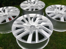 Load image into Gallery viewer, 4x Alufelge 19 Zoll 8.0" 5x112 28ET Glanz Silber 760601025 VW Touareg Rim Wheel FEL6564097369px