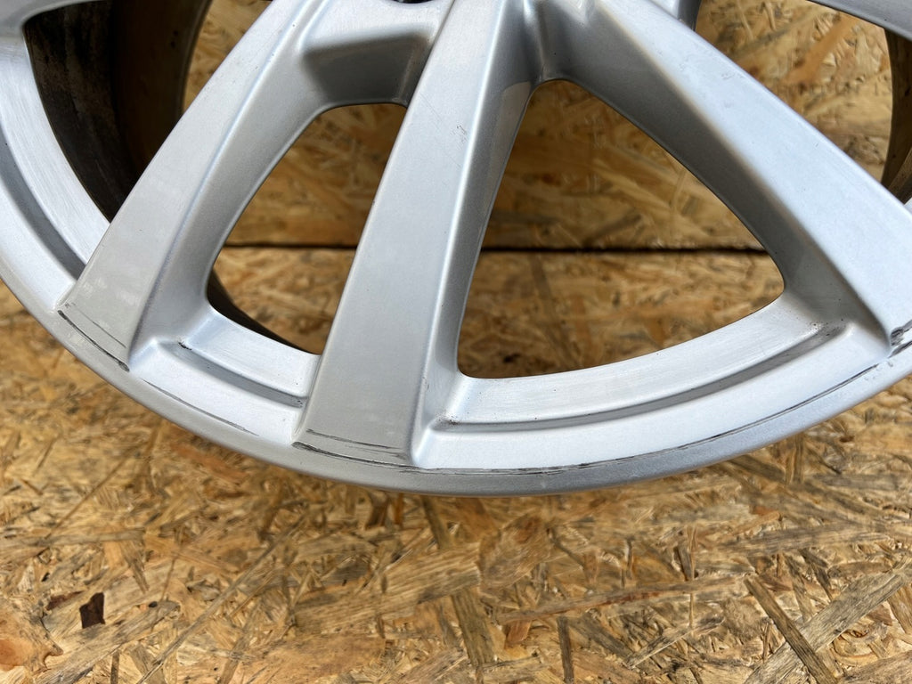 1x Alufelge 17 Zoll 6.0" 5x112 48ET 8V0601025DH Audi A3 Rim Wheel