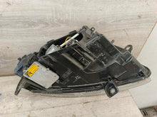 Load image into Gallery viewer, Frontscheinwerfer Audi A6 C6 4F0941029EA Xenon Ein Stück (Rechts oder Links) SCH9117036489am