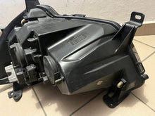 Laden Sie das Bild in den Galerie-Viewer, Frontscheinwerfer Renault Master 260105567R Rechts Scheinwerfer Headlight