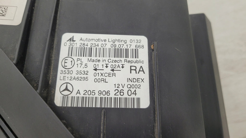 Frontscheinwerfer Mercedes-Benz W205 A2059062604 LED Rechts Headlight SCH6635943110vv