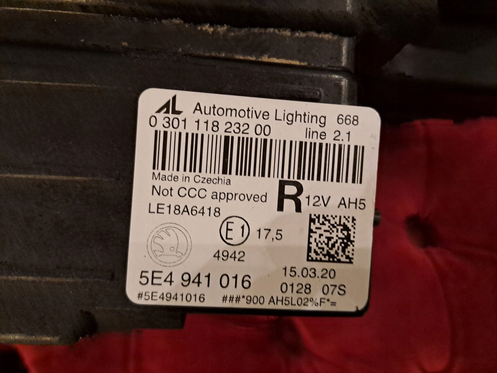 Frontscheinwerfer Skoda Octavia I 5E4941016 LED Rechts Scheinwerfer Headlight SCH6767181454qu