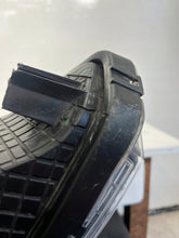 Load image into Gallery viewer, Frontscheinwerfer Hyundai I20 II 92101C8000 Ein Stück (Rechts oder Links)