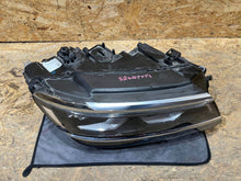 Laden Sie das Bild in den Galerie-Viewer, Frontscheinwerfer VW Tiguan Allspace 5NN941082C S2410P074 Full LED Rechts
