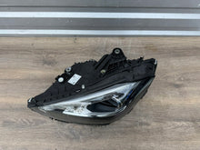 Load image into Gallery viewer, Frontscheinwerfer Mercedes-Benz A2069067903 LED Links Scheinwerfer Headlight