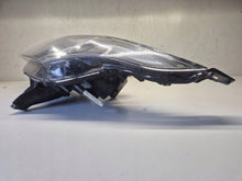 Laden Sie das Bild in den Galerie-Viewer, Frontscheinwerfer Ford Transit Connect DT1113W030 Links Scheinwerfer Headlight SCH9109645701fs