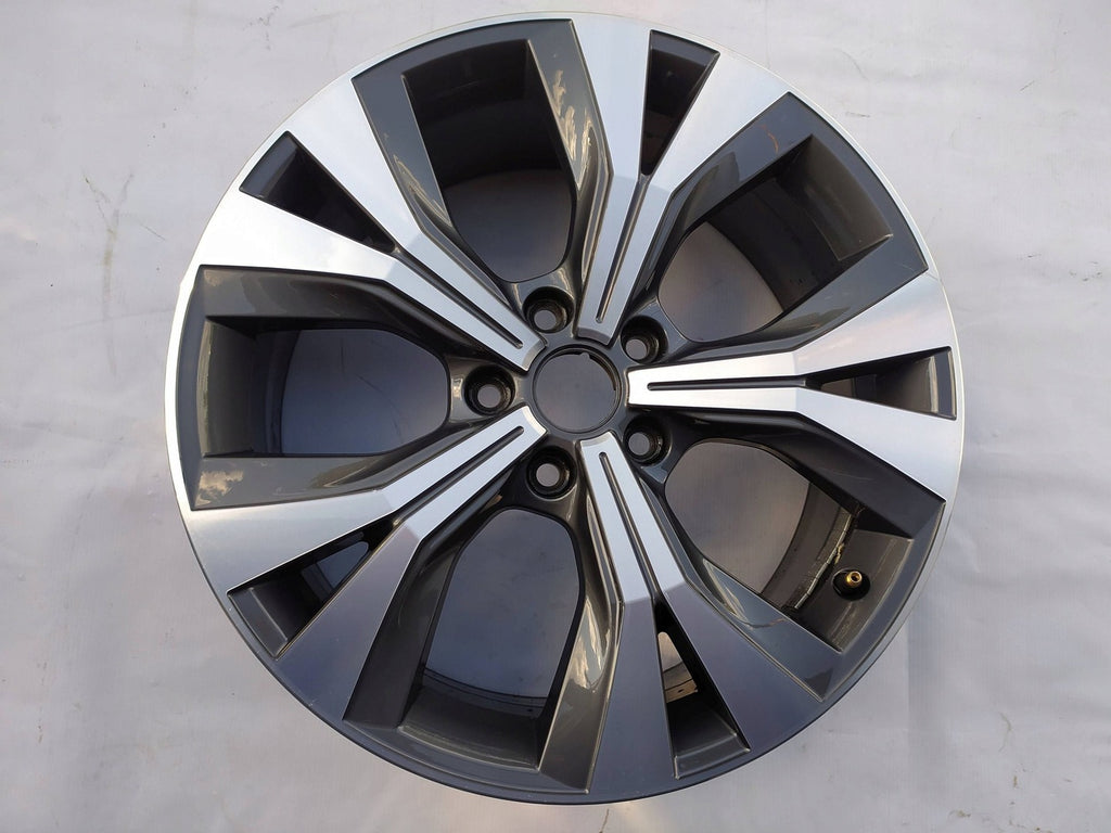 1x Alufelge 18 Zoll 7.0" 5x112 45ET 577747021 Seat Ateca Rim Wheel