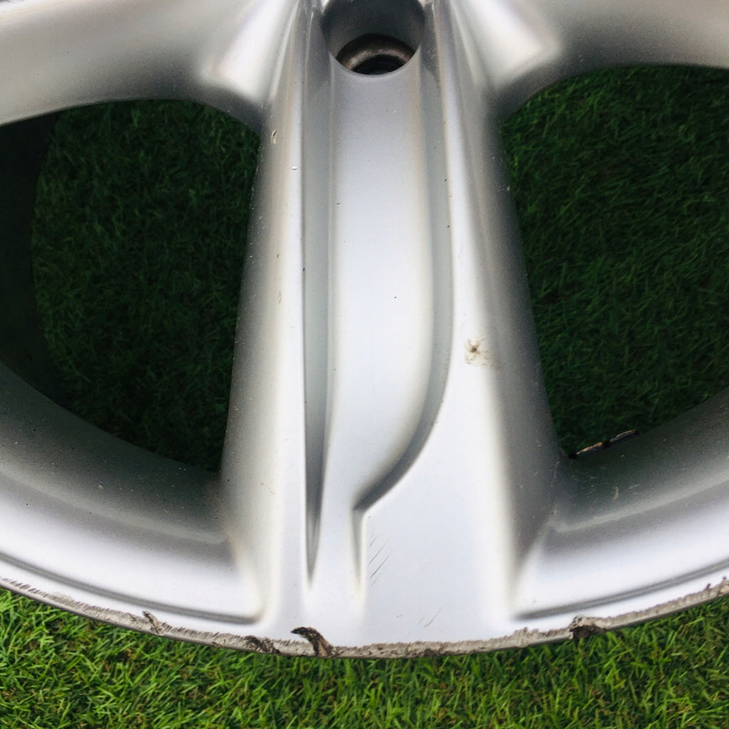 1x Alufelge 18 Zoll 9.0" 5x112 52ET Glanz Silber 8J0601025 Audi Tt Rim Wheel FEL1103873294lz