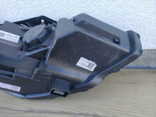 Laden Sie das Bild in den Galerie-Viewer, Frontscheinwerfer Hyundai I30 III 92101-G4600 Links Scheinwerfer Headlight SCH5493380935oa
