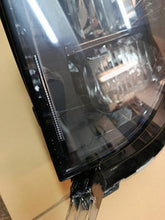 Laden Sie das Bild in den Galerie-Viewer, Frontscheinwerfer Ford Courier R2X613E015AE LED Links Scheinwerfer Headlight SCH4174862037eb