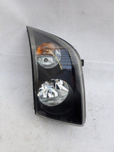 Laden Sie das Bild in den Galerie-Viewer, Frontscheinwerfer VW Crafter 9068201361 2E1941006 Ein Stück (Rechts oder Links) SCH2708215775tm
