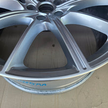 Load image into Gallery viewer, 1x Alufelge 21 Zoll 8.5" 5x112 19ET Glanz Silber 4K0601025AA Audi Rim Wheel FEL7665801136pr