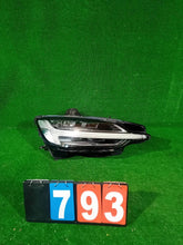Laden Sie das Bild in den Galerie-Viewer, Frontscheinwerfer Volvo V60 S60 III CSC25964 Rechts Scheinwerfer Headlight SCH4487278781tz